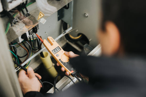 Best Circuit Breaker Repair  in Wellston, MO