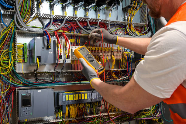 Best Licensed Electrician  in Wellston, MO